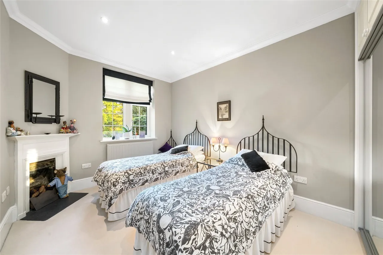 Felcourt Road, Felcourt, RH19, photo 18