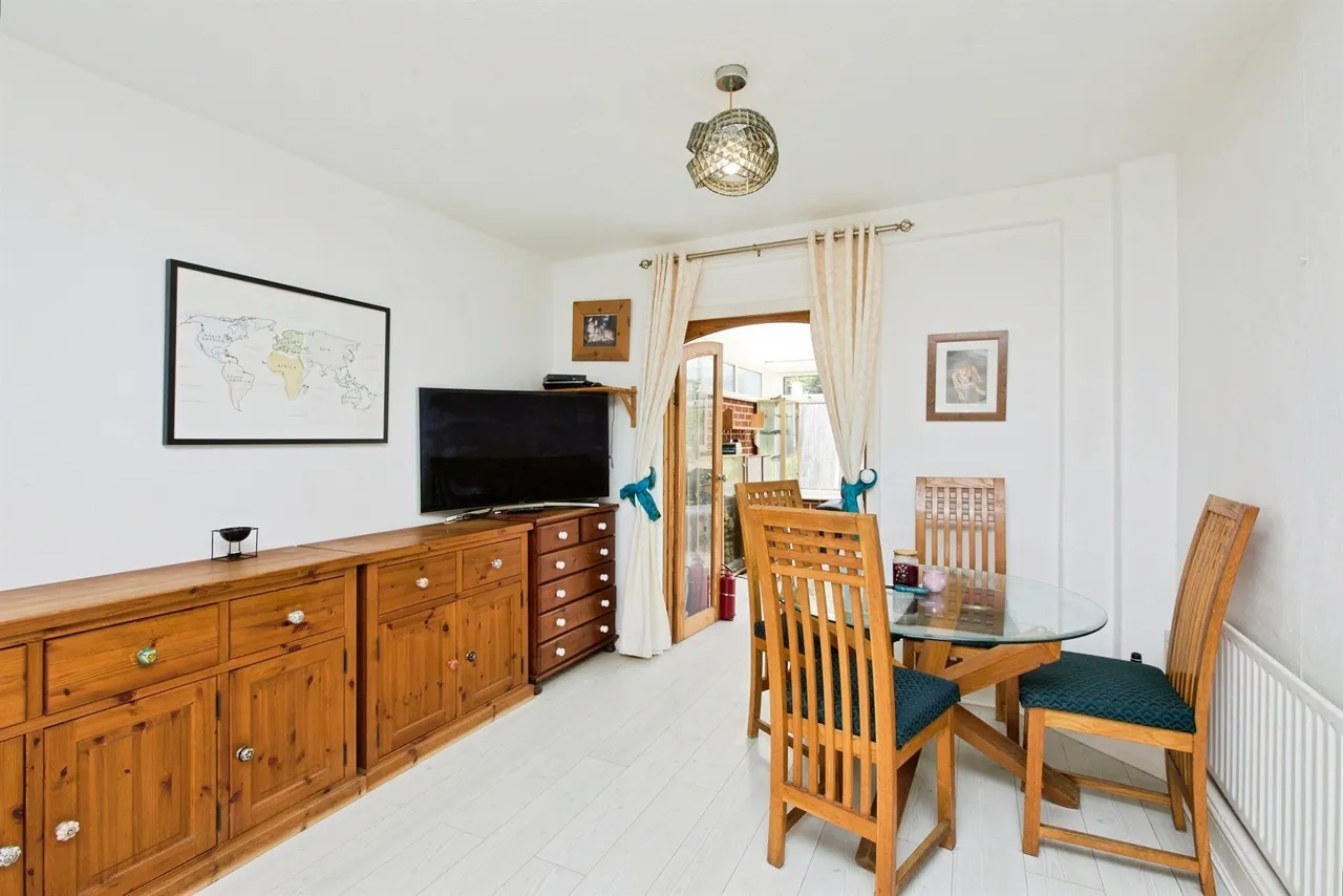 Cumberland Road, Burton-On-Trent, DE15, photo 21