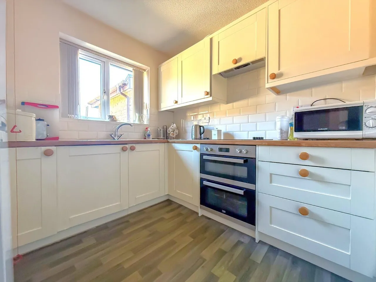 Kingshill Gardens, Nailsea, BS48, photo 3