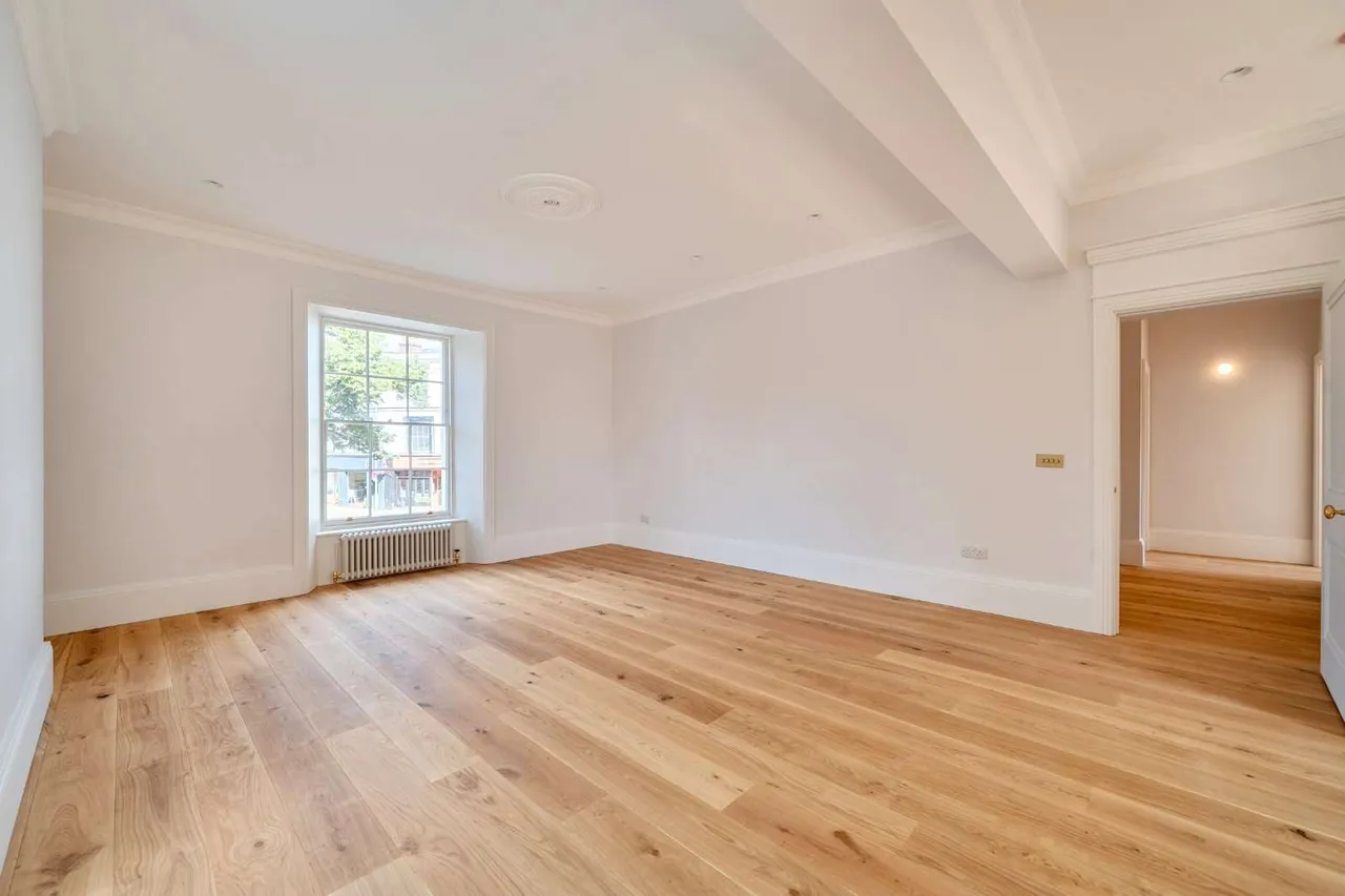 Eastgate House, Eastgate Street, Winchester, Hampshire, SO23 8DZ, photo 6