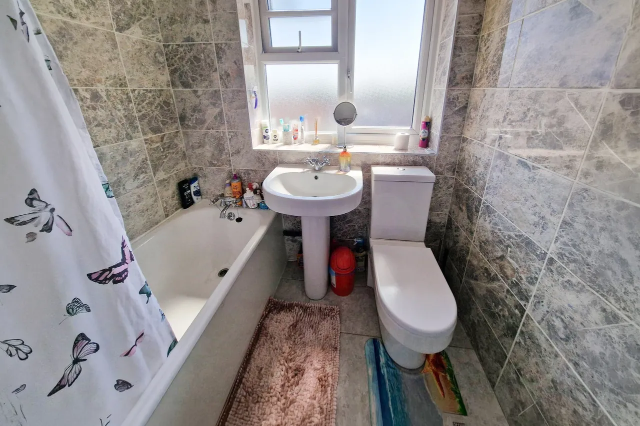 115a Aldershot Road, Guildford, photo 11