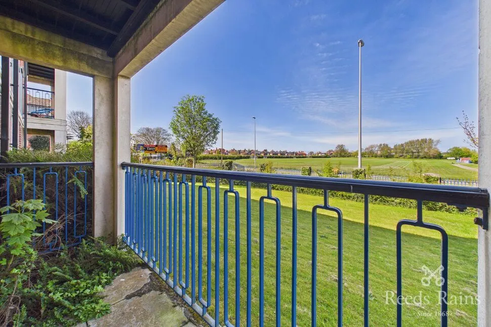 Newton Drive, Blackpool, Lancashire, FY3, photo 8