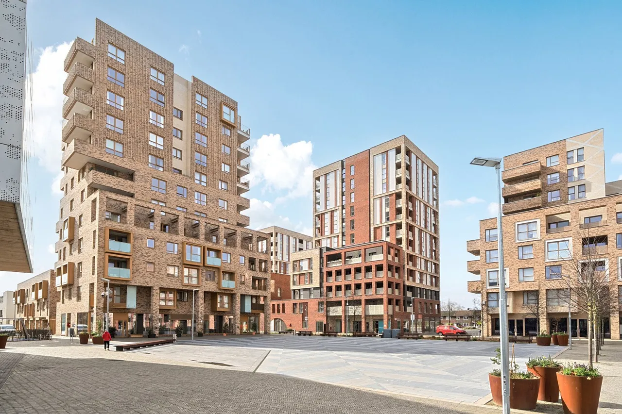 3 bed flat for sale — Tavy Bridge, SE2