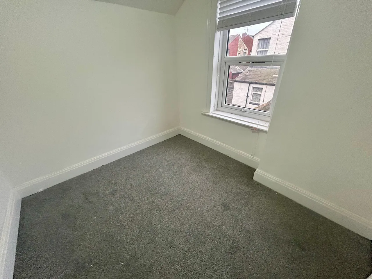 Sidney Road, L20, photo 8