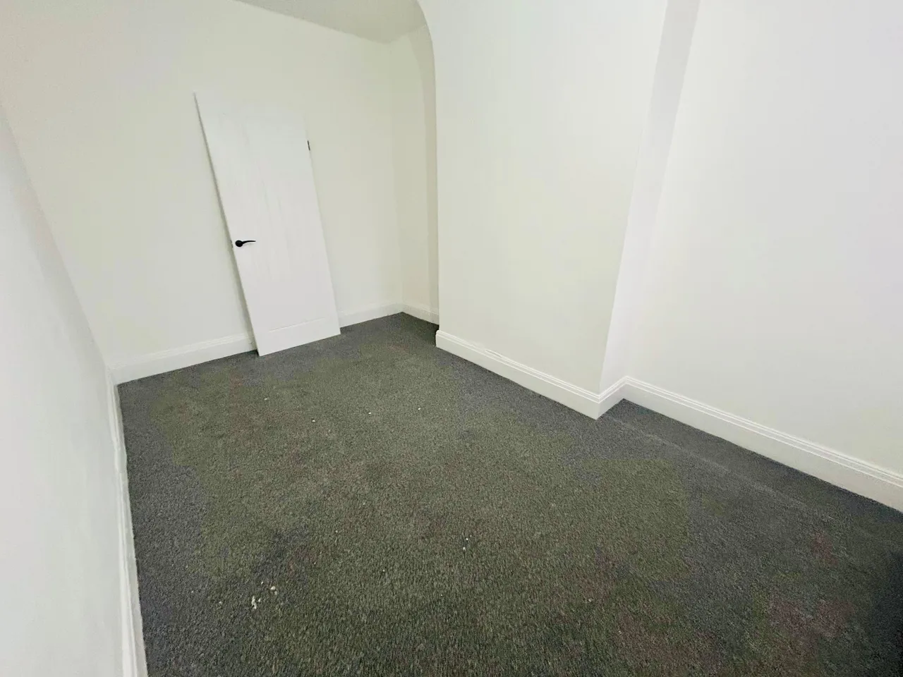 Sidney Road, L20, photo 7