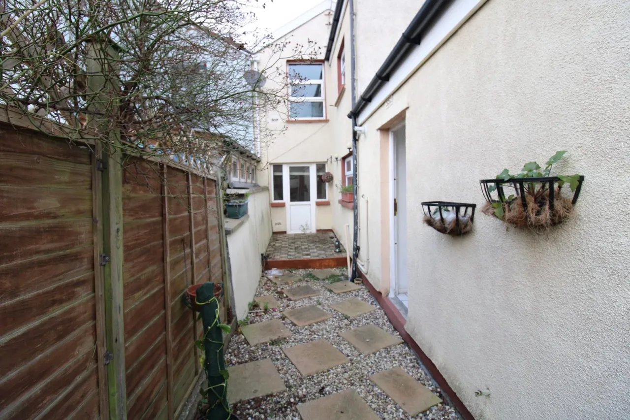 Greenbank Road, Greenbank, Bristol BS5 6EY, photo 5