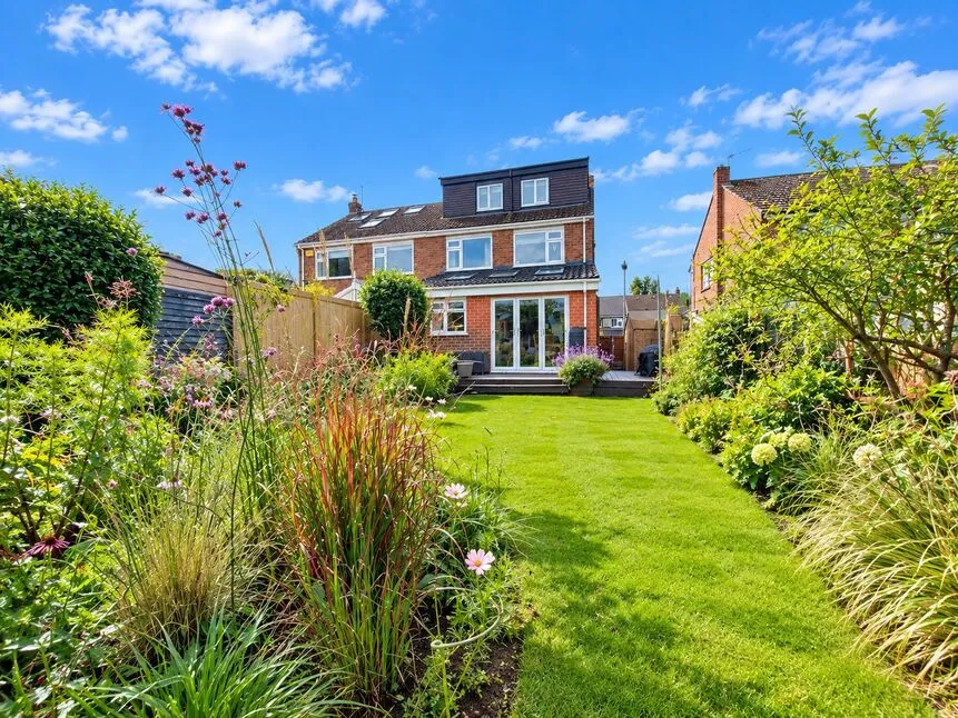 Newlands Drive, Wilmslow, SK9, photo 2