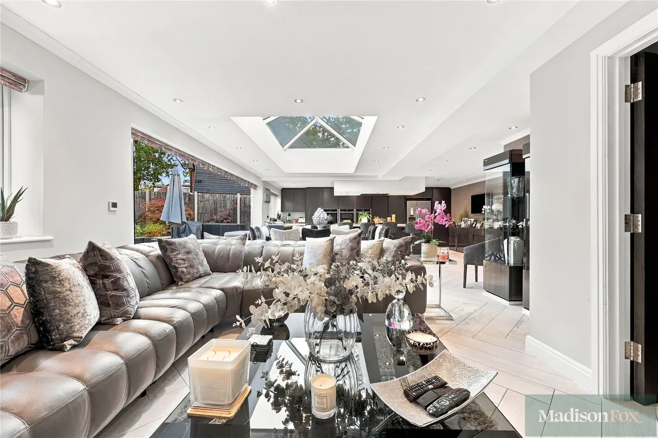 Ely Place, Woodford Green, IG8, photo 7