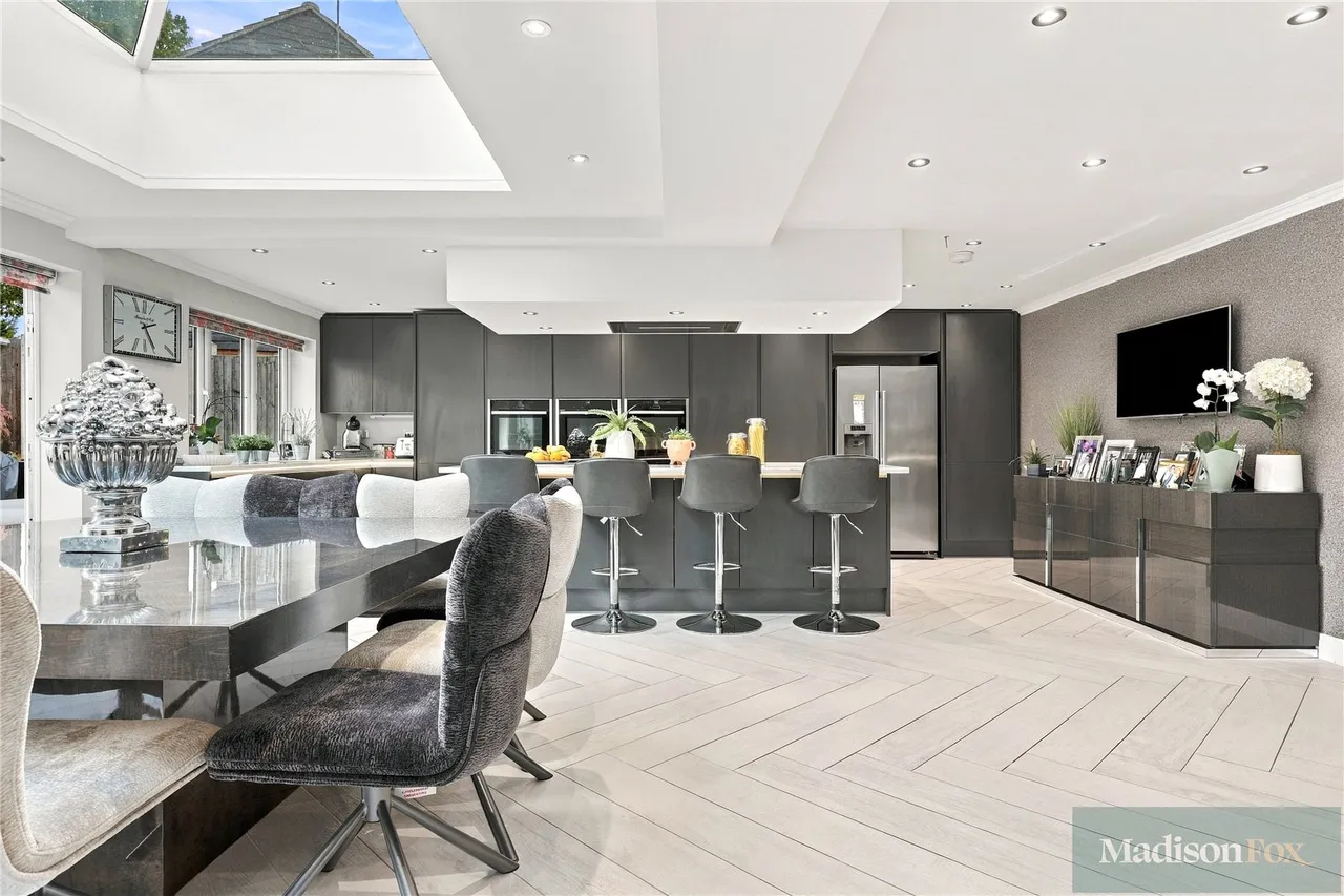 Ely Place, Woodford Green, IG8, photo 4