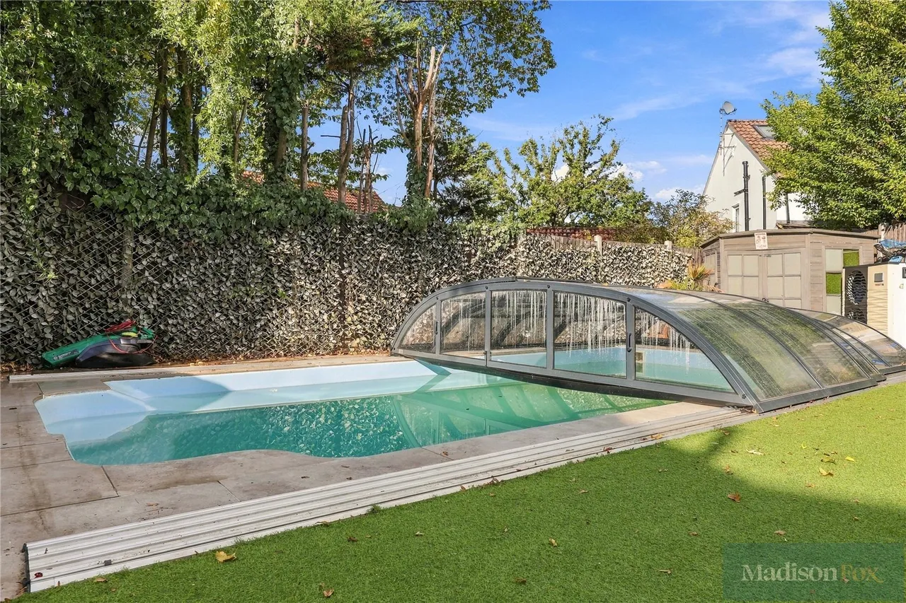 Ely Place, Woodford Green, IG8, photo 25
