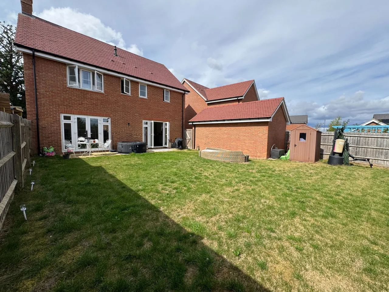 Inns Close, Steeple Claydon, photo 17