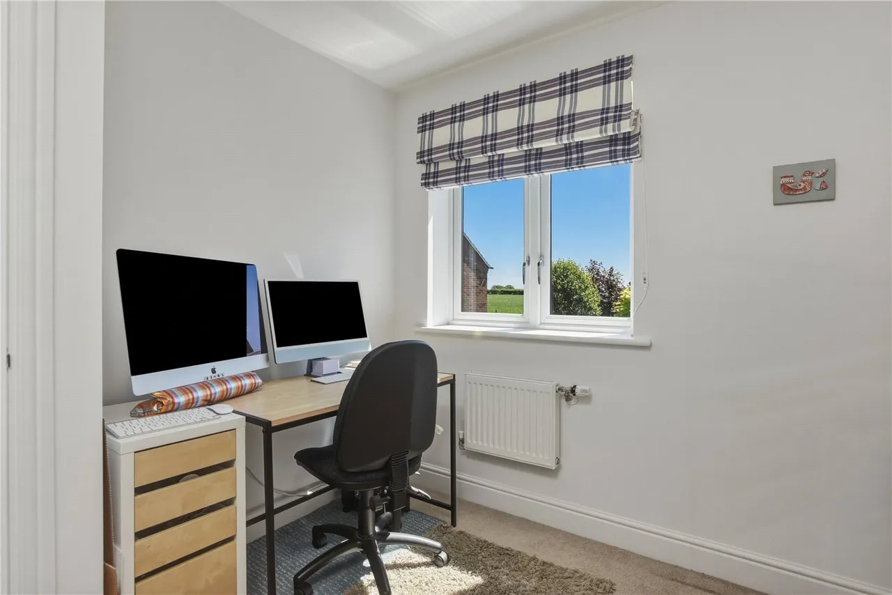 Saturn Way, Stratford-upon-Avon, Warwickshire, CV37, photo 10