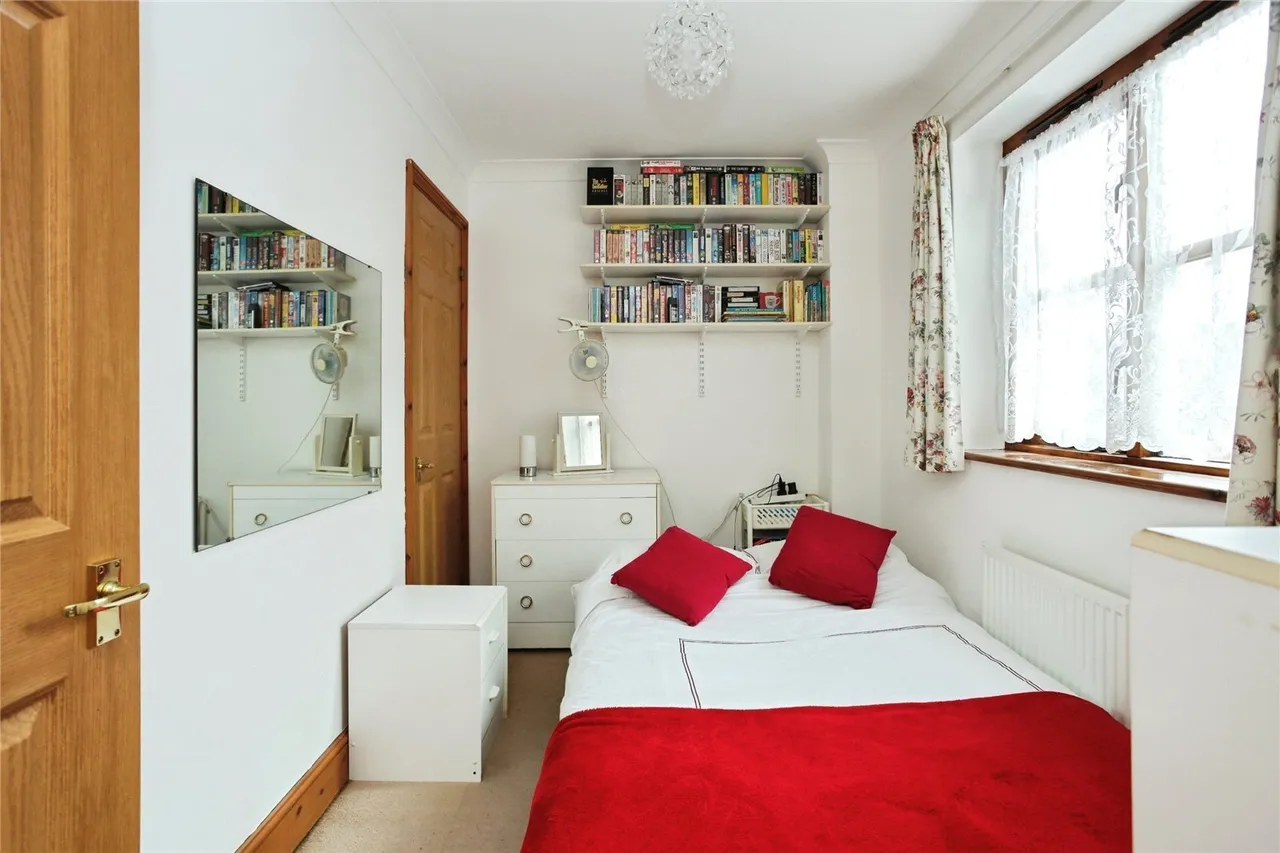Bishops Mews, Tonbridge, TN9, photo 13