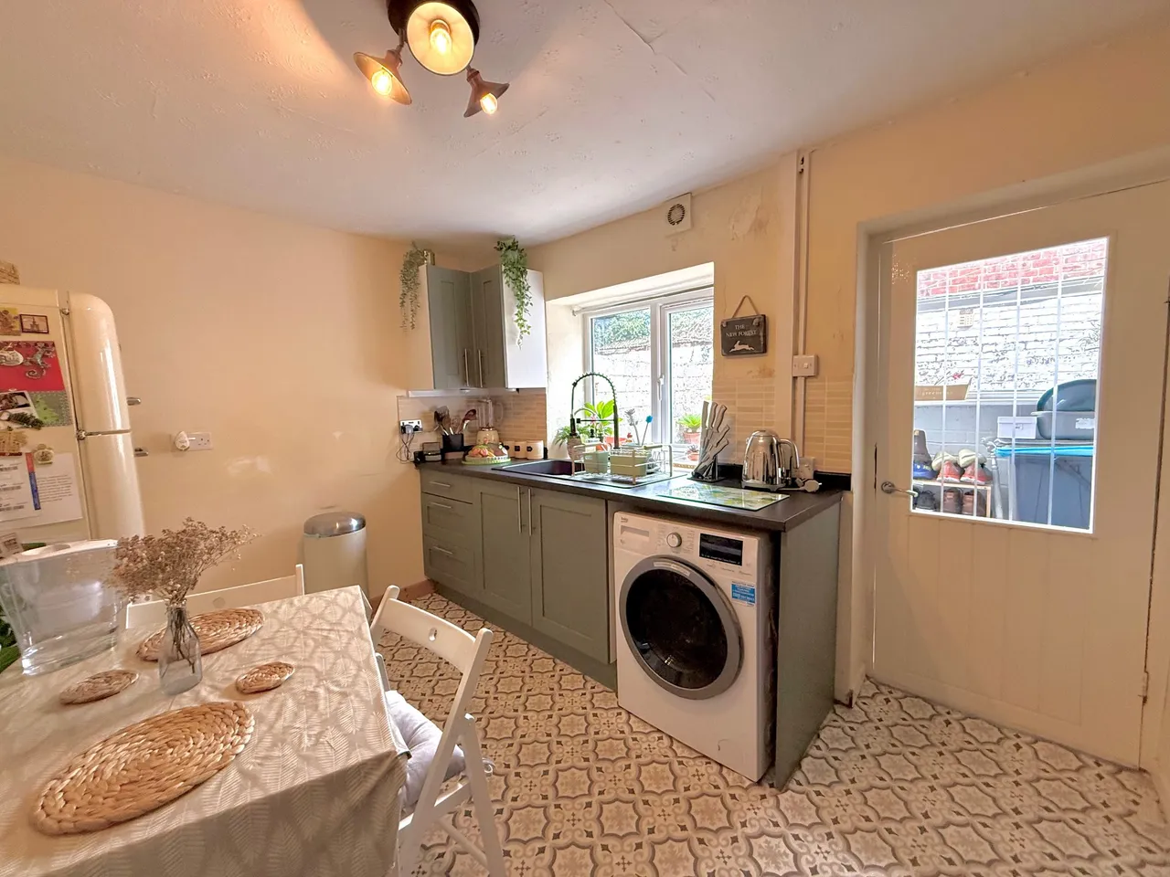 Union Row, Swindon, Wiltshire, SN1 3HH, photo 7