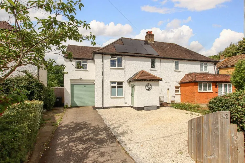 3 bed house for sale — Chesham Road, Wigginton, Hertfordshire, HP23 6HH