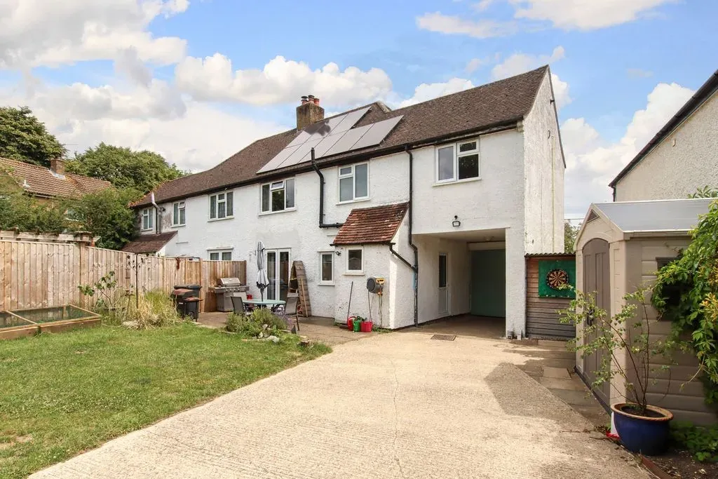 Chesham Road, Wigginton, Hertfordshire, HP23 6HH, photo 21