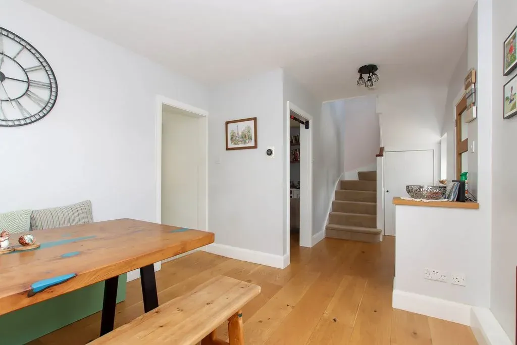 Chesham Road, Wigginton, Hertfordshire, HP23 6HH, photo 18