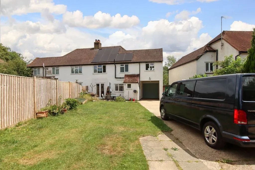 Chesham Road, Wigginton, Hertfordshire, HP23 6HH, photo 10