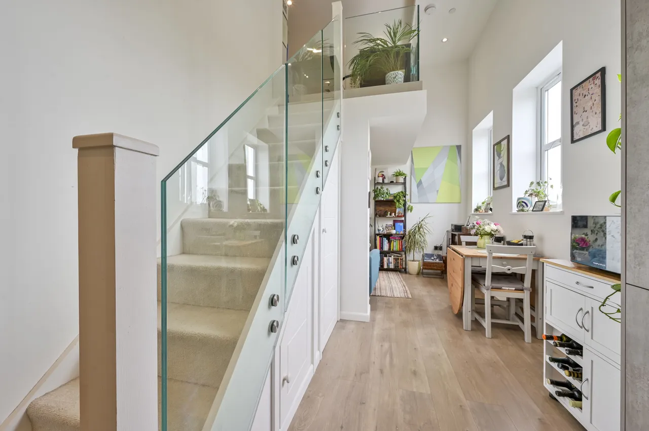 London, SW20, photo 7