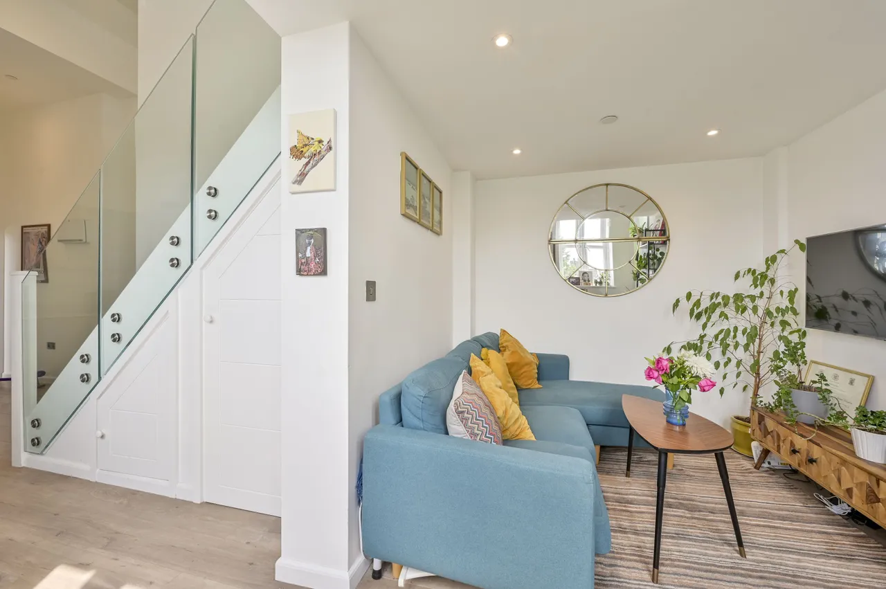 London, SW20, photo 10