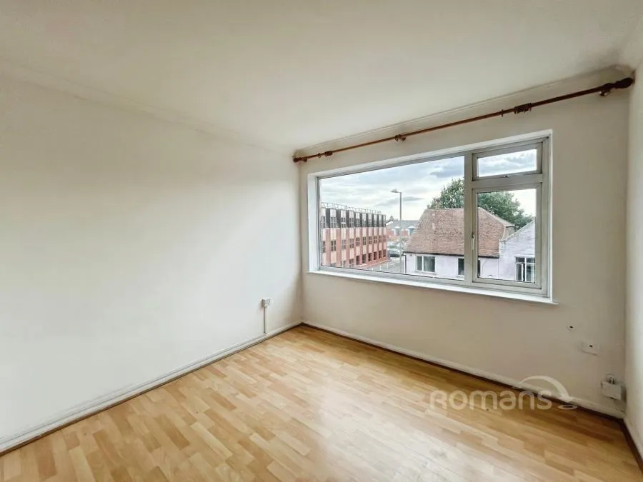 Elm Grove Road, Farnborough, GU14, photo 3