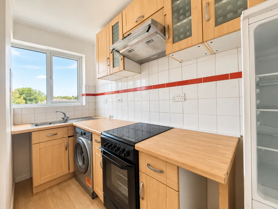 Elm Grove Road, Farnborough, GU14, photo 2