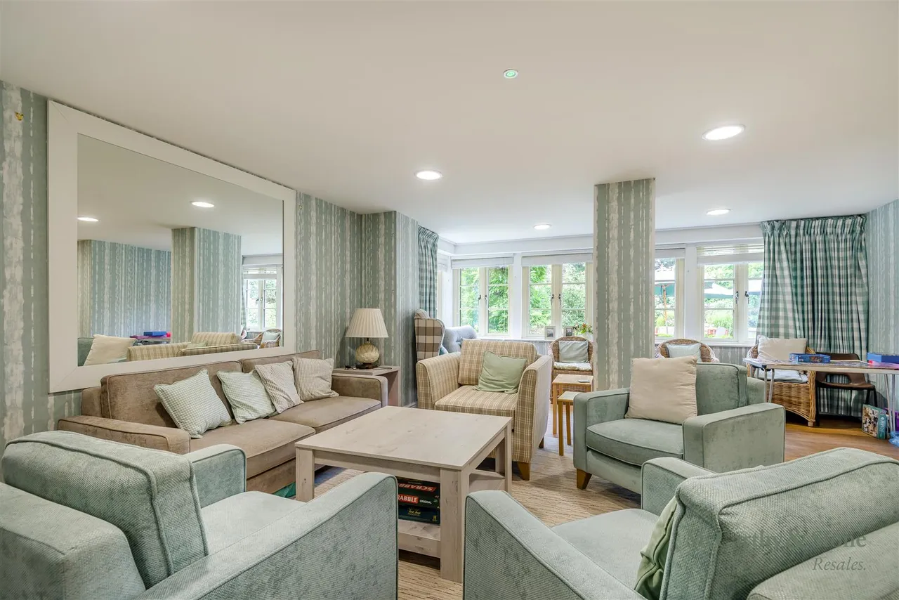 Mercer Way, Tetbury, GL8, photo 16