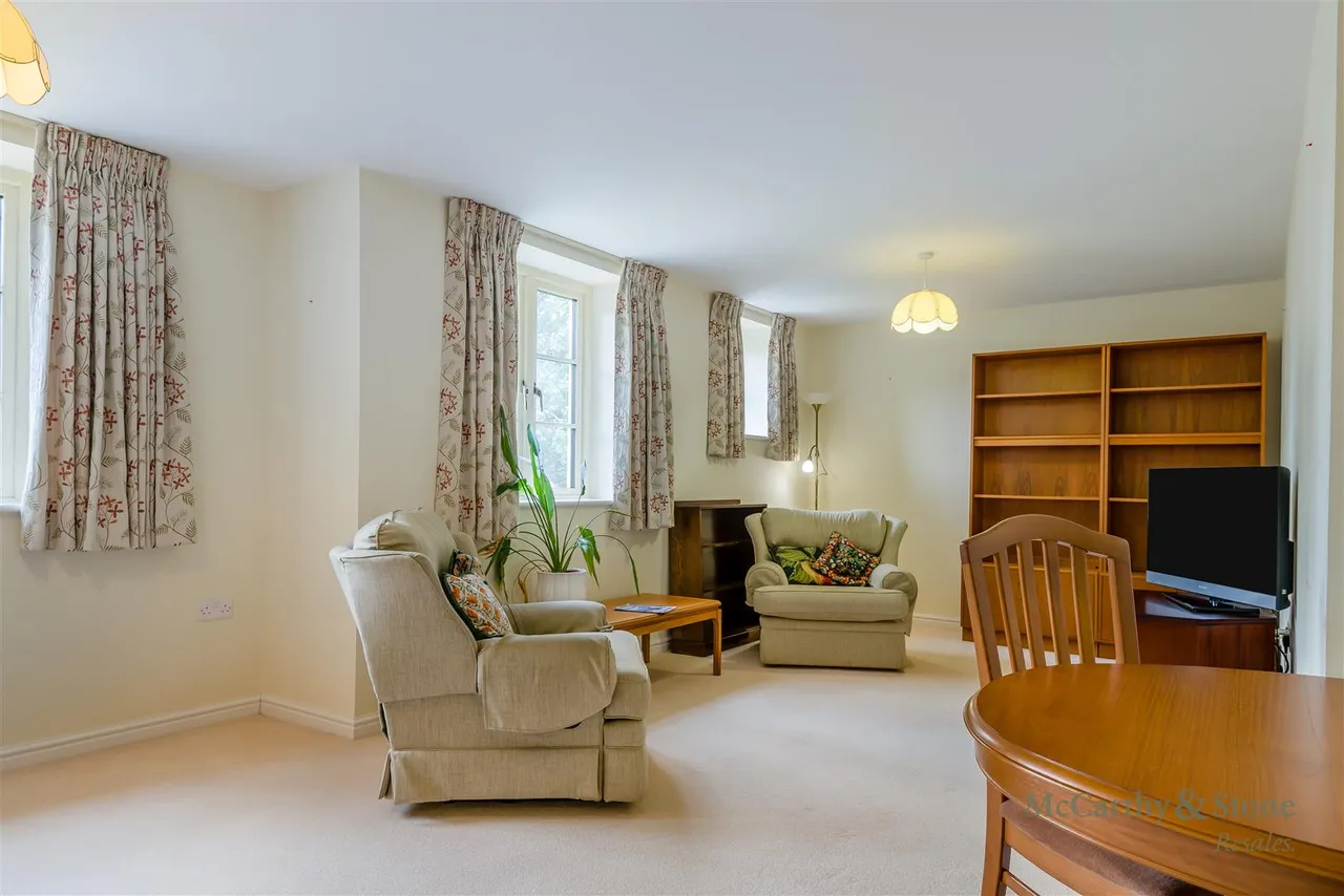 Mercer Way, Tetbury, GL8, photo 5