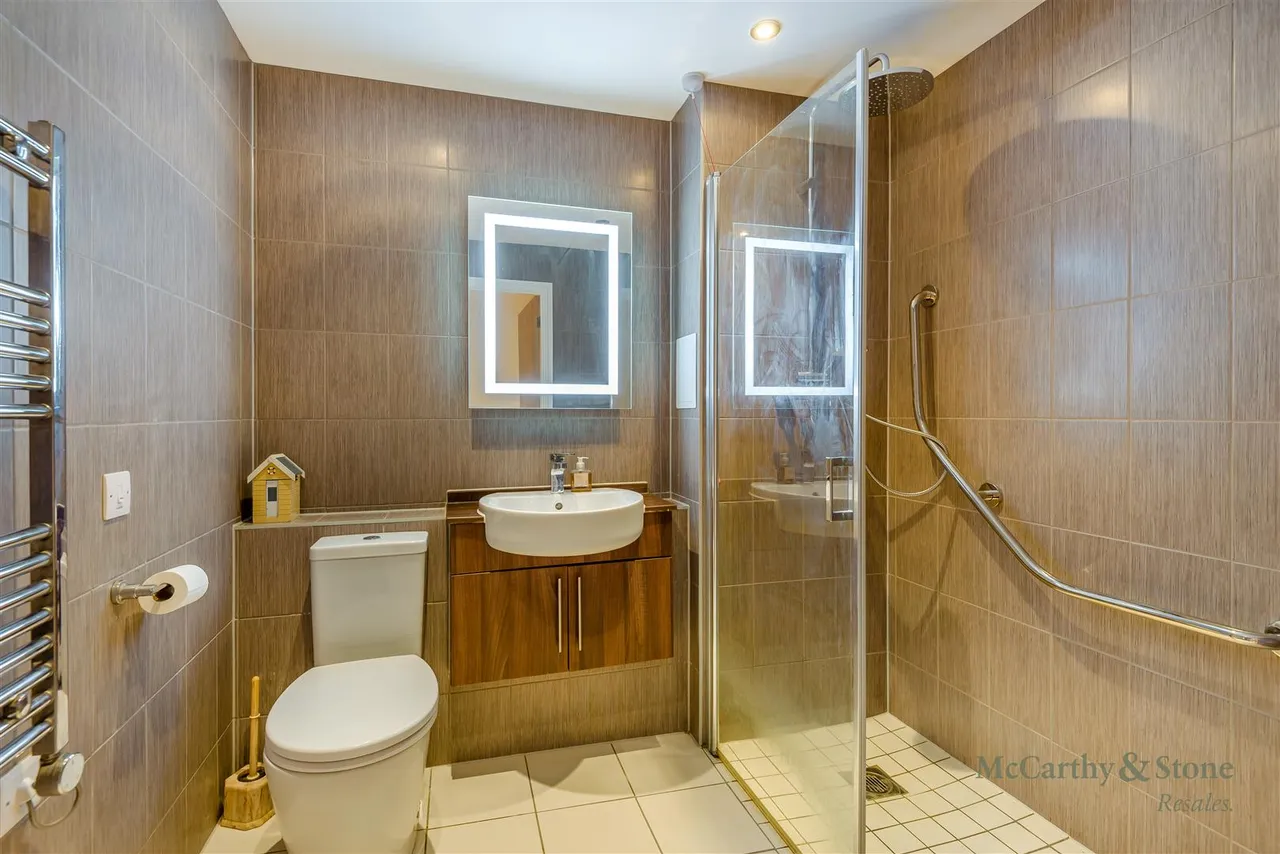 Mercer Way, Tetbury, GL8, photo 14
