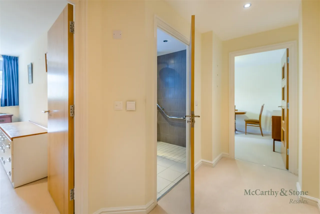 Mercer Way, Tetbury, GL8, photo 15