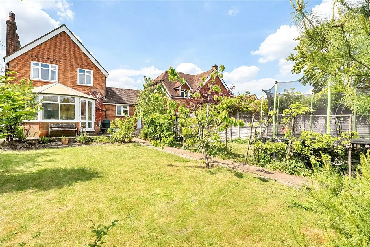 Queens Road, Alton, GU34, photo 4