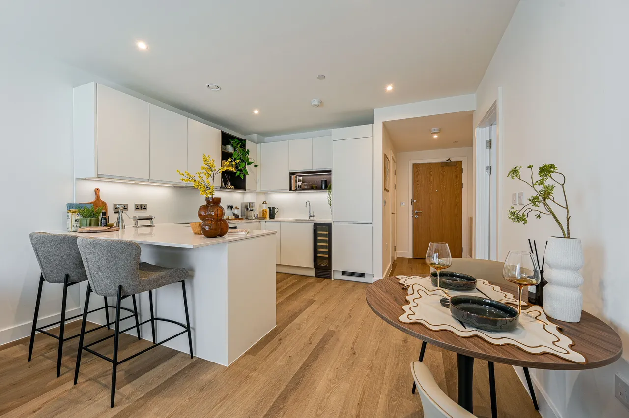 Showflat 1 (1 bed) Navigator Place, Kidbrooke Village, photo 9