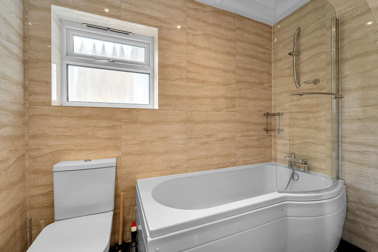 Madeley Road, Ealing, London, W5, photo 7