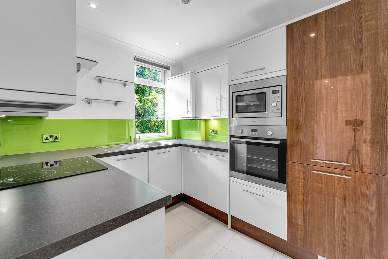 Madeley Road, Ealing, London, W5, photo 3
