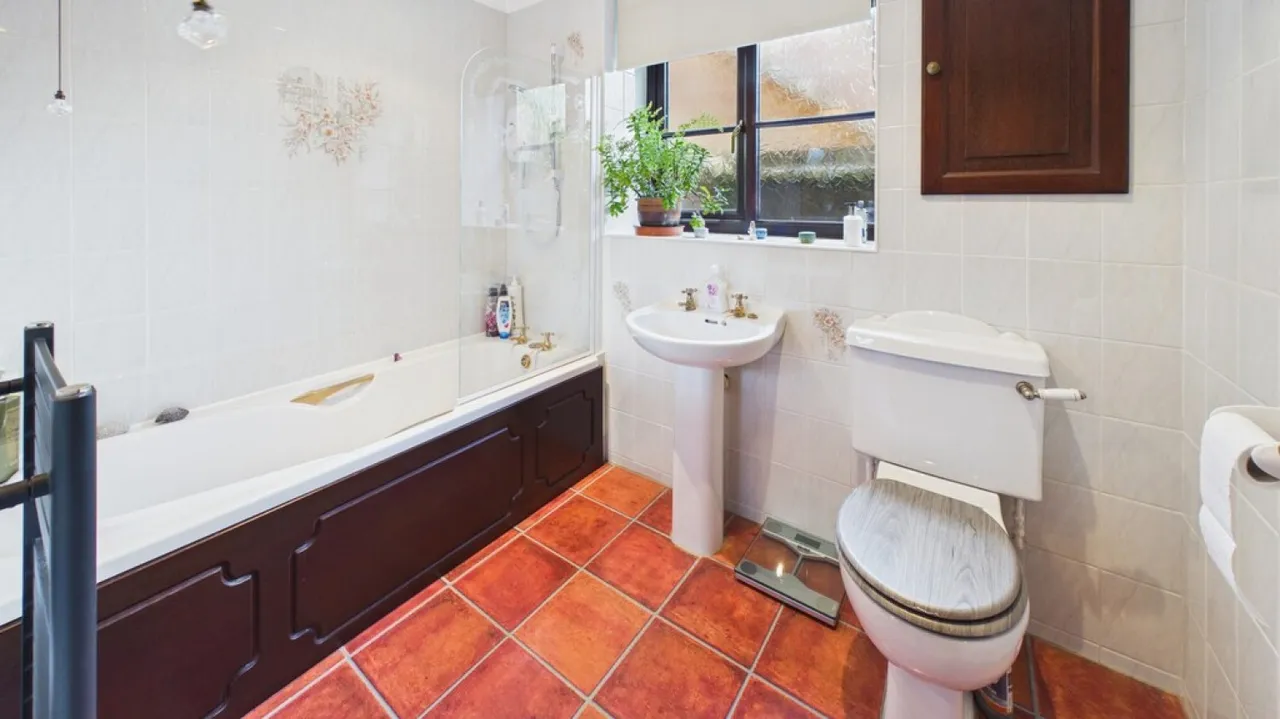 Great Whelnetham, Bury St Edmunds, IP30, photo 13