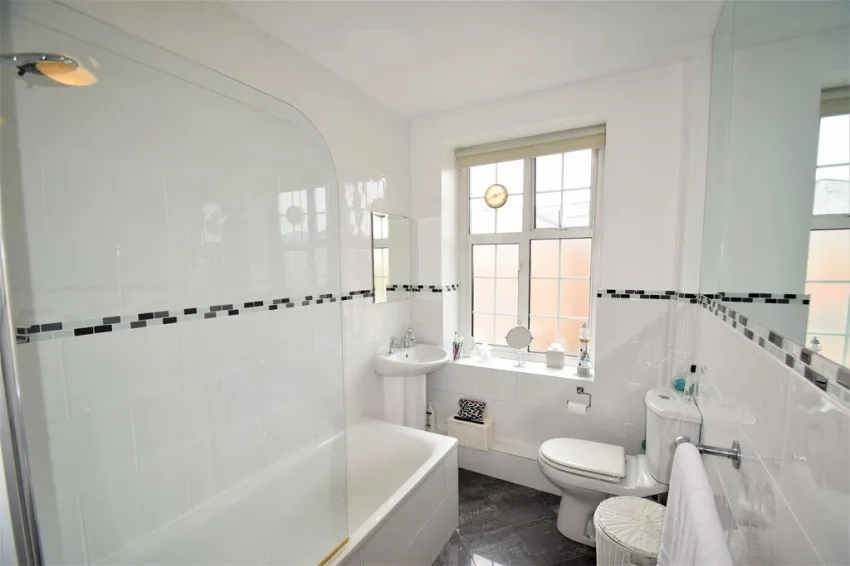 Heathfield Terrace, Chiswick, photo 4