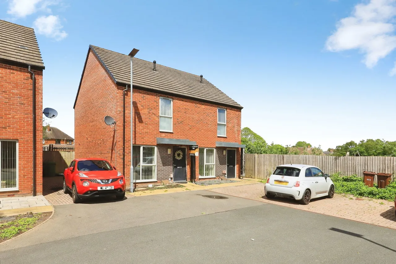 2 bed house for sale — Willcock Road, Wolverhampton, WV2 2BZ