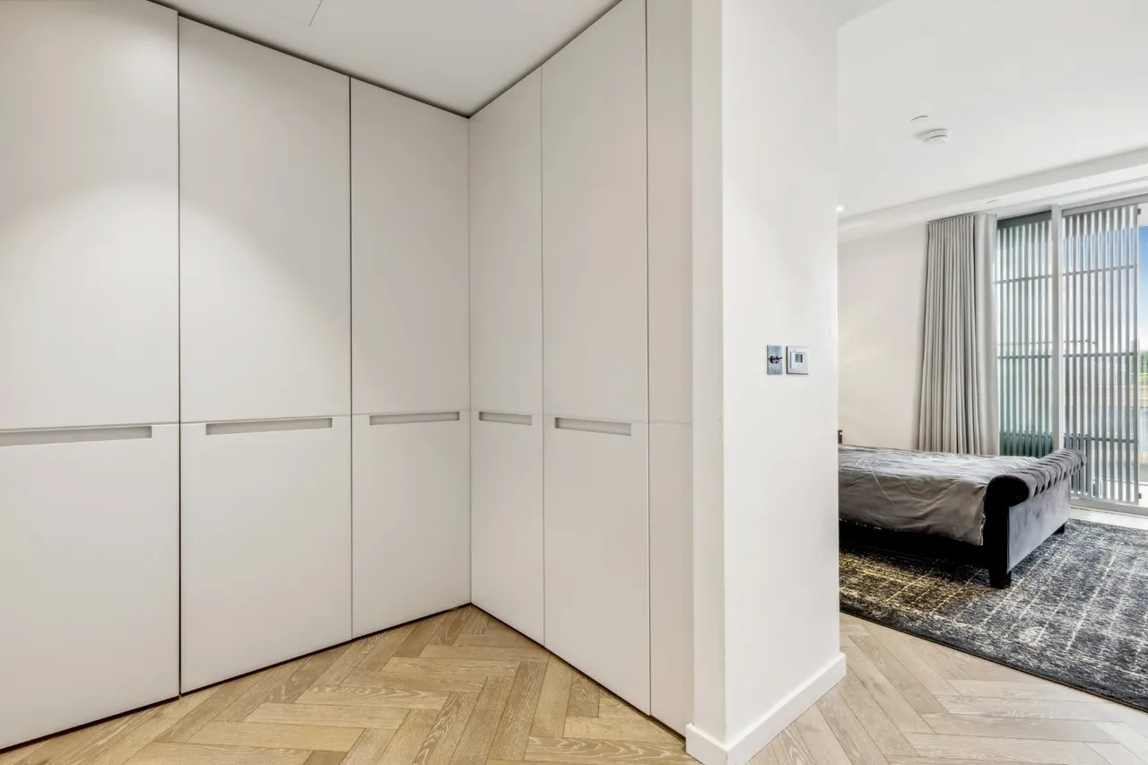 Circus Road West, London, SW11, photo 9