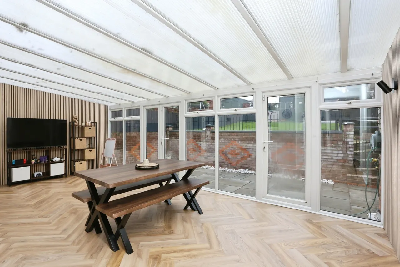 Frimley Close, New Addington, Surrey, CR0, photo 6