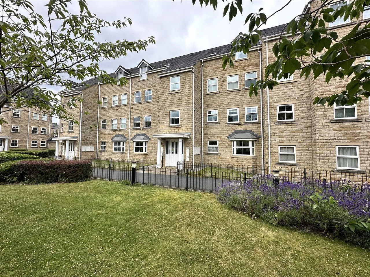 Navigation Drive, Bradford, BD10, photo 6