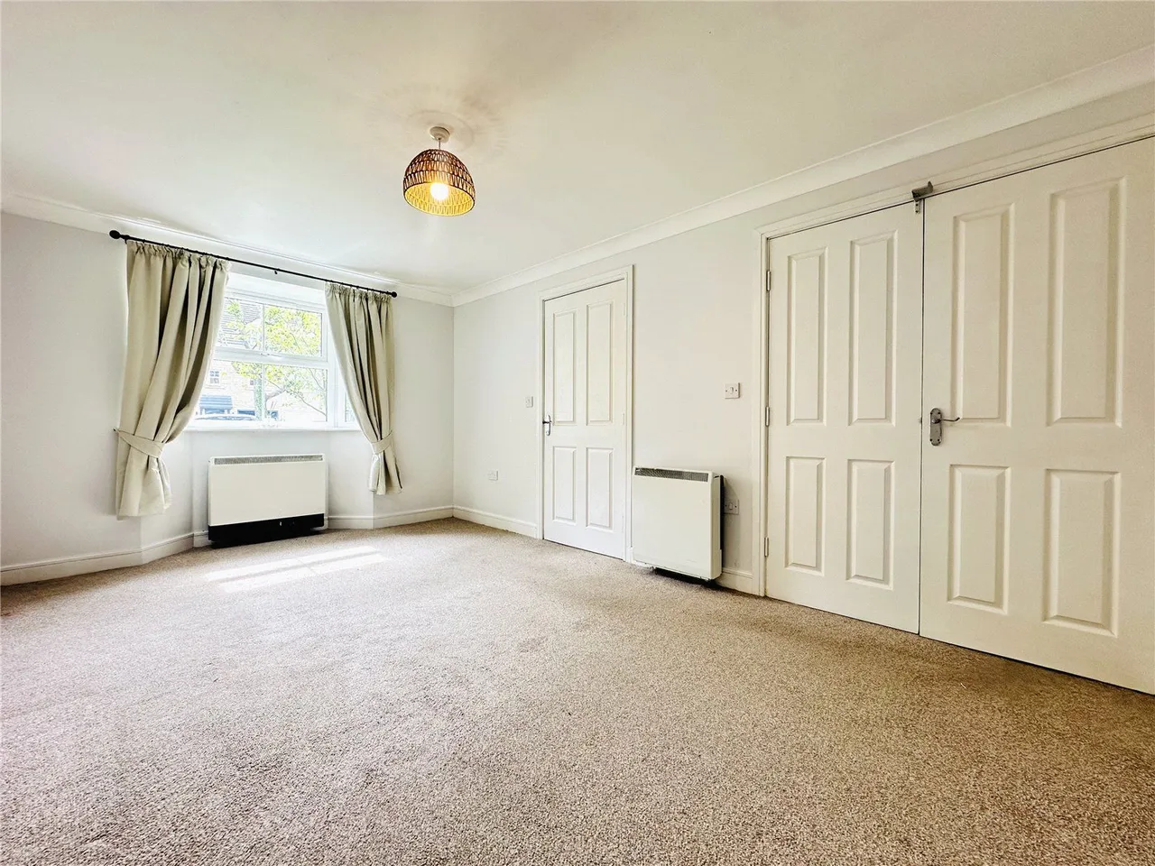 Navigation Drive, Bradford, BD10, photo 2