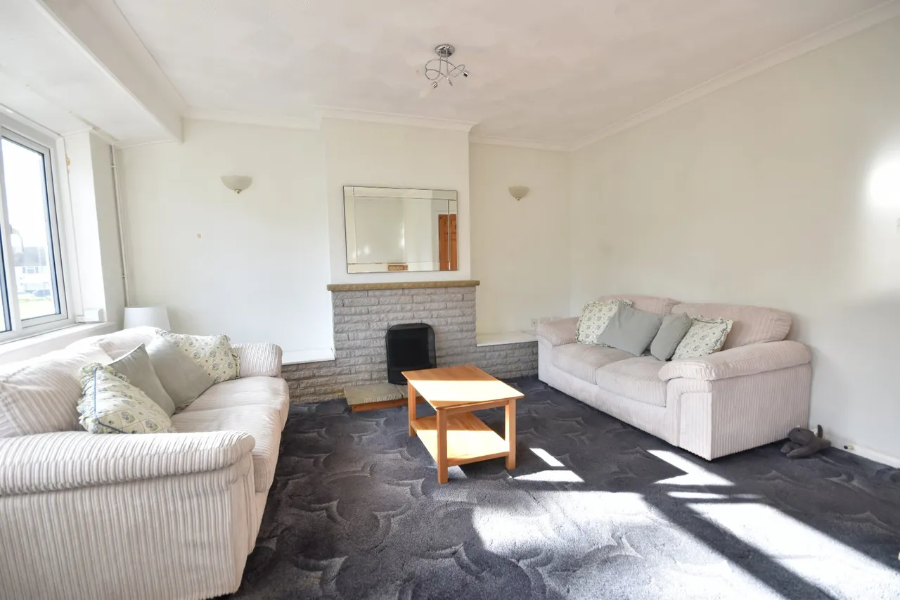 Meadowcroft Close, Horley, RH6, photo 4