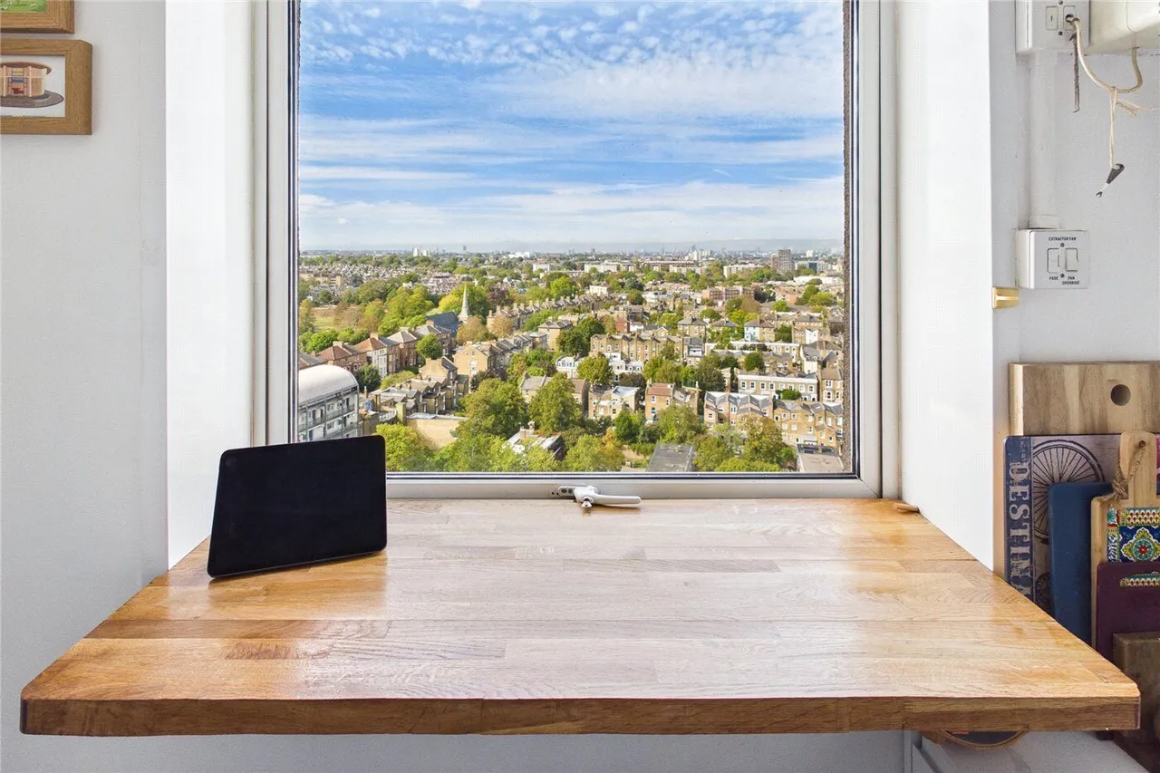 Railton Road, London, SE24, photo 9