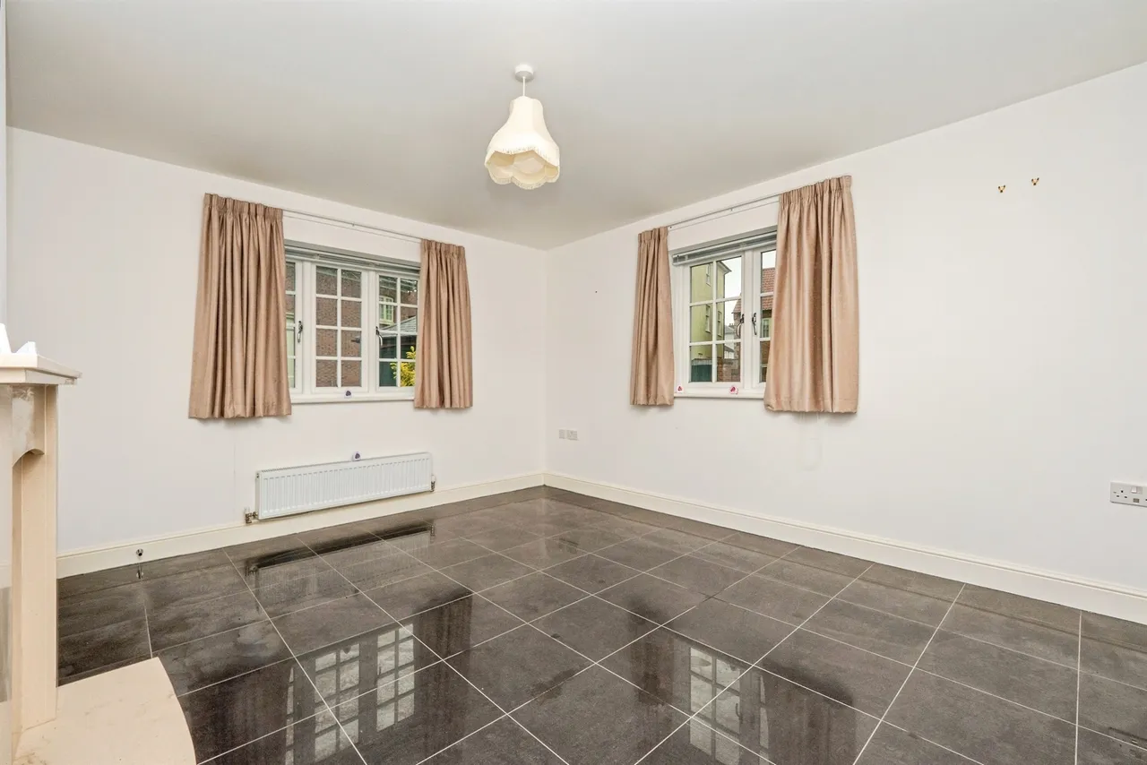 Shuffling Furlong, Poundbury, DT1, photo 6