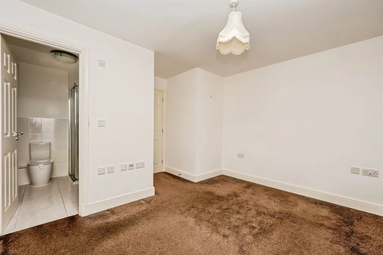 Shuffling Furlong, Poundbury, DT1, photo 10