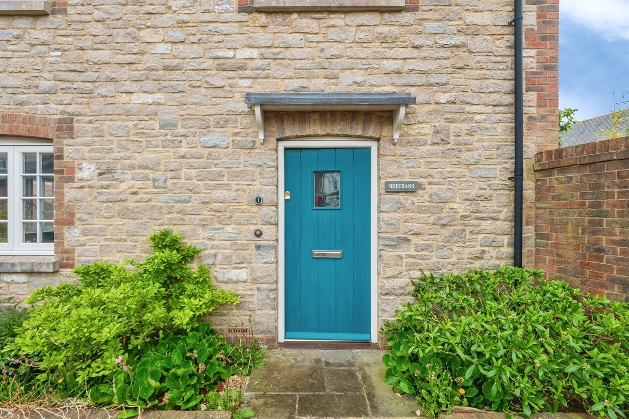 Shuffling Furlong, Poundbury, DT1, photo 8