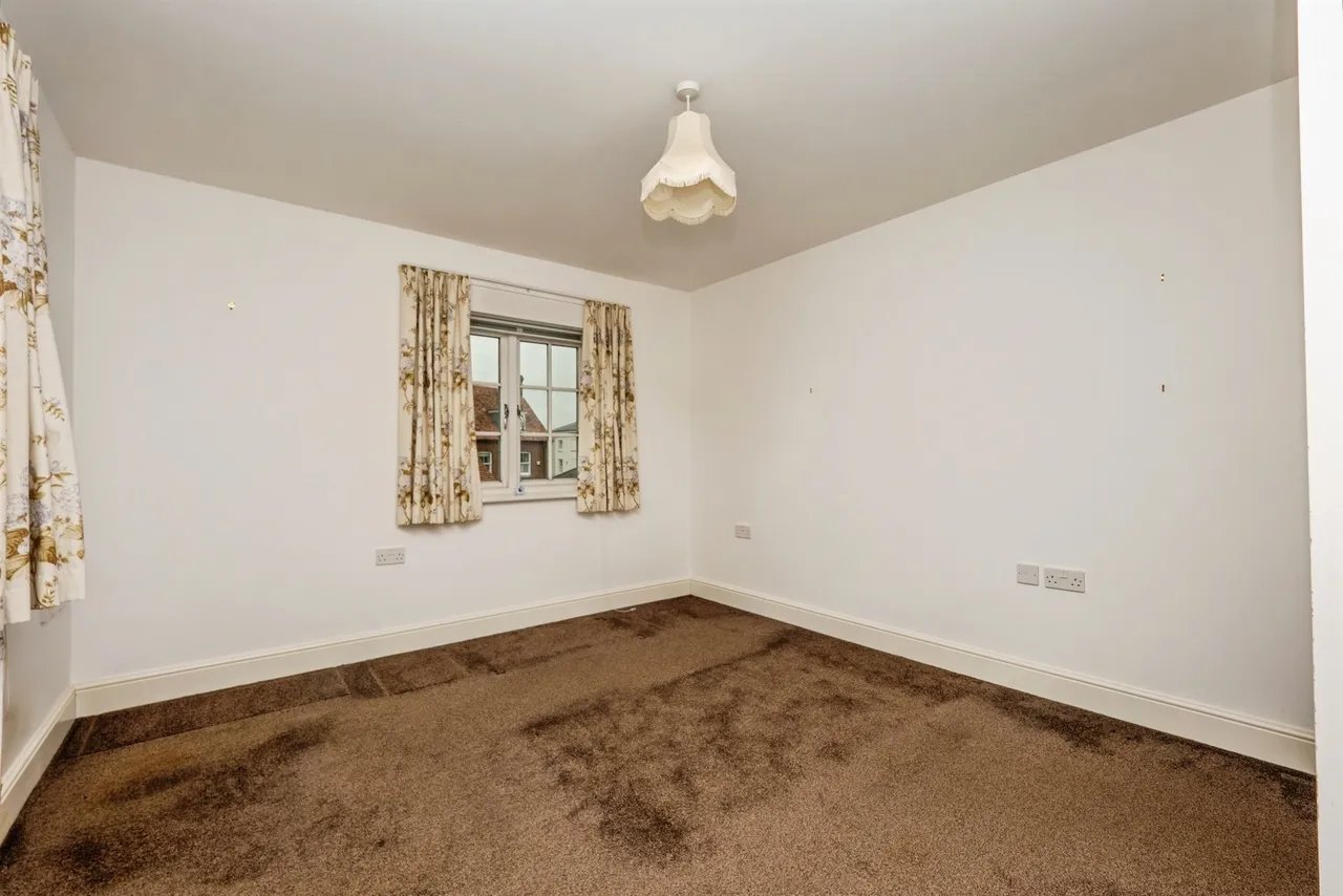 Shuffling Furlong, Poundbury, DT1, photo 11