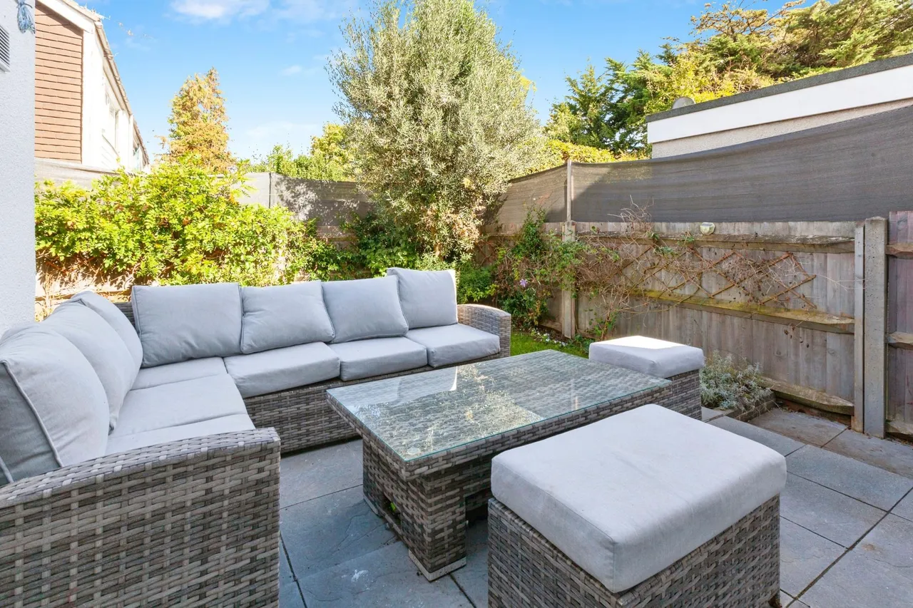 Wood Close, Windsor, SL4, photo 16
