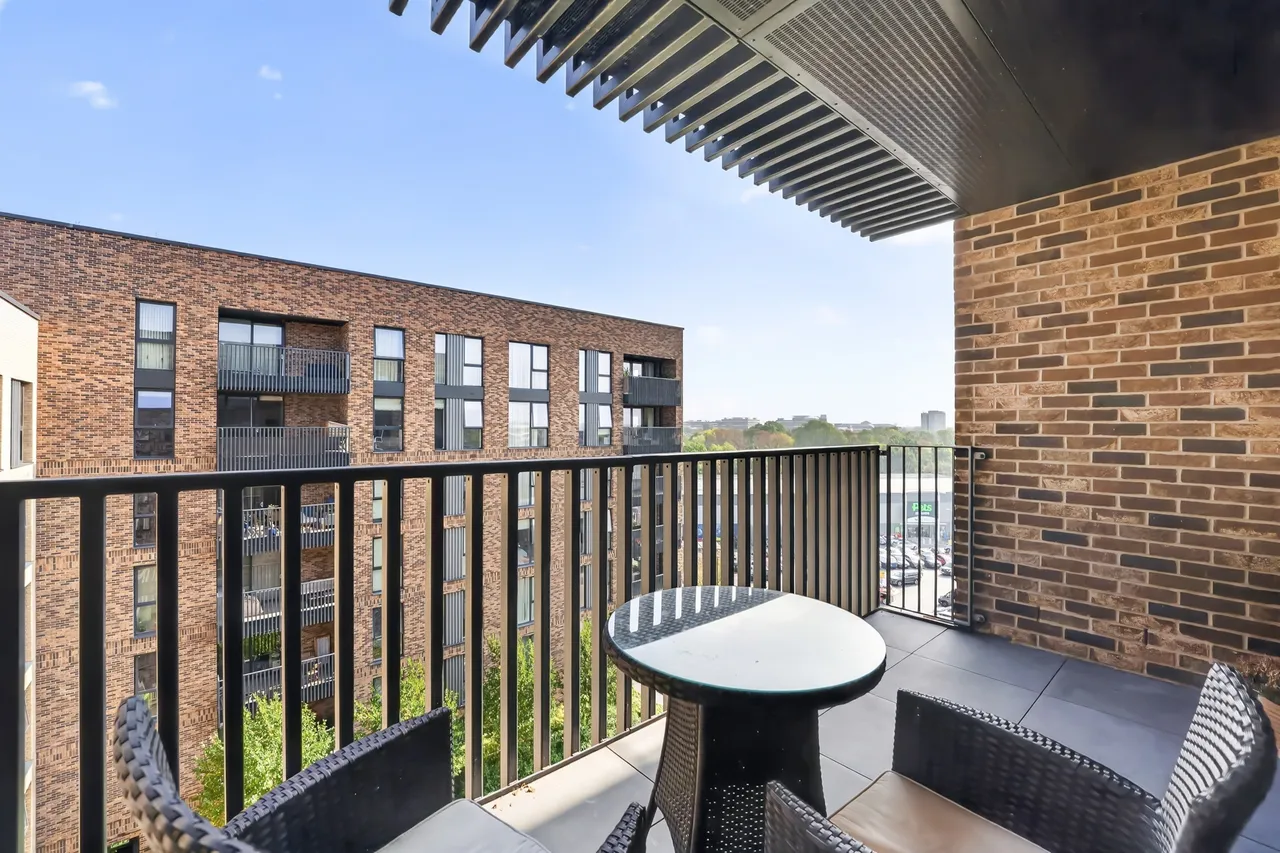 Plough Lane, London, SW17, photo 5