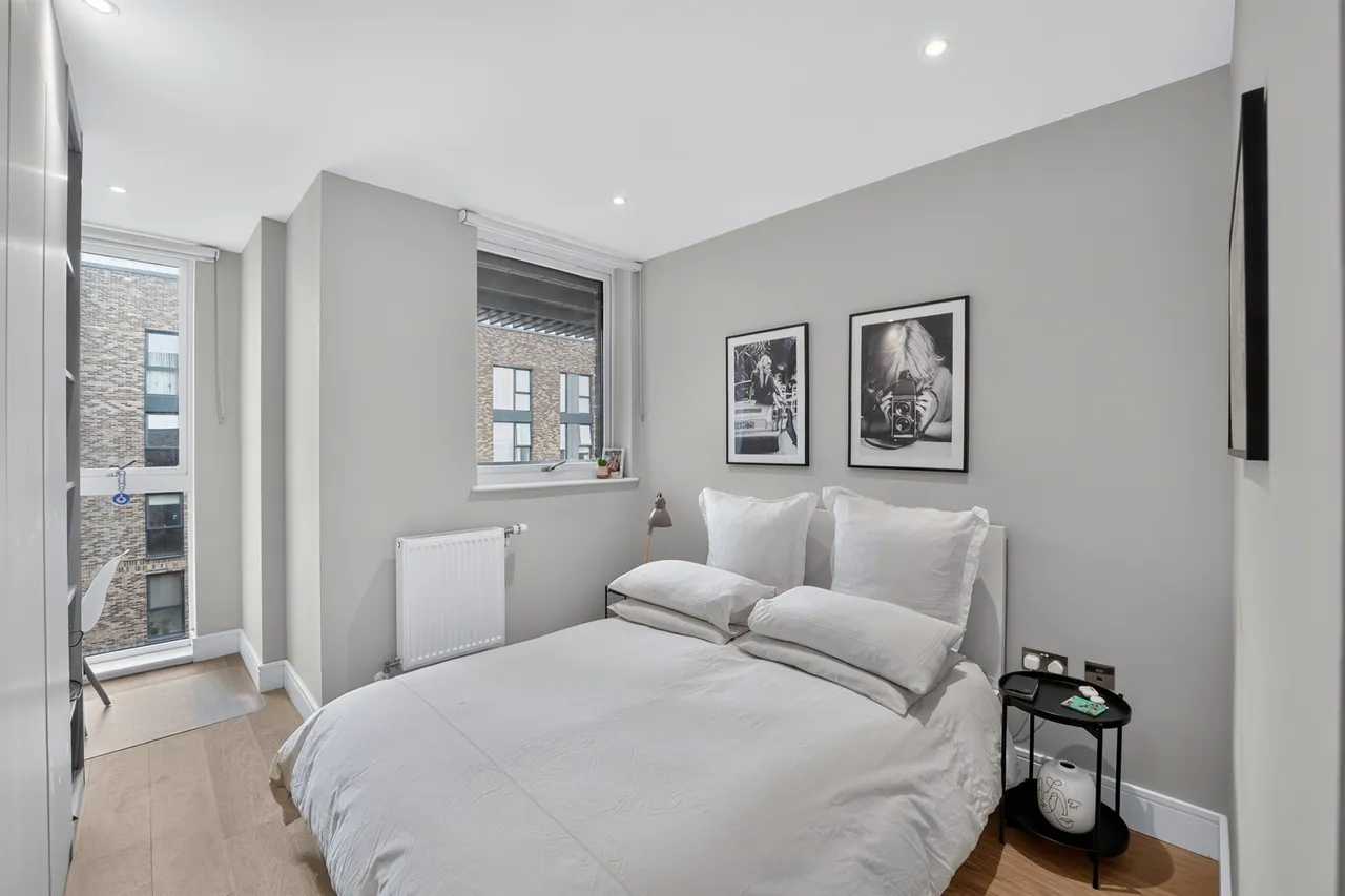Plough Lane, London, SW17, photo 8